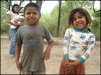 Ni&ntilde;os toba