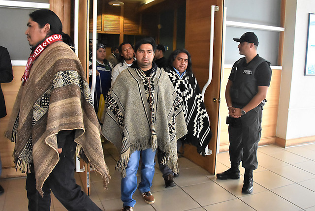 Siguen violando los DD.HH. del pueblo mapuche