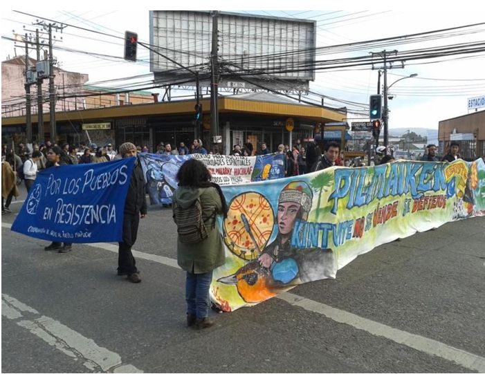 Nuevamente marcharon en Valdivia en apoyo a la reivindicación mapuche en Pilmaiquén