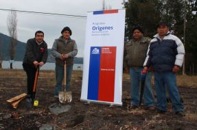 Inician construcción de ruka que servirá como sede para 10 comunidades indígenas de Coñaripe